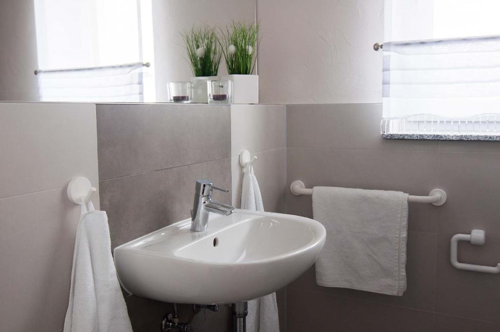 Komfortable Apartment-Wohnung Фульда Экстерьер фото